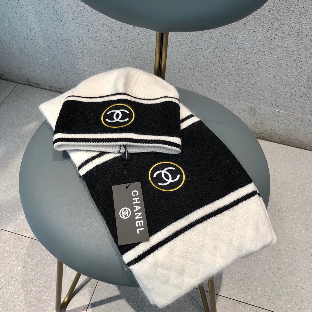 Hat & Scarf Chanel 1 - vstockx