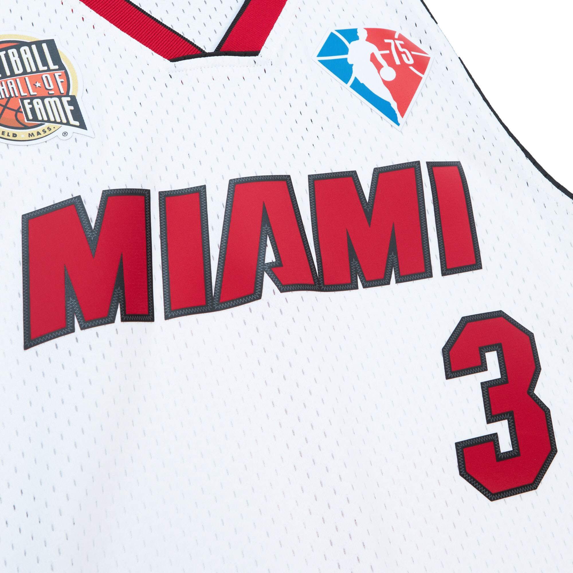 Dwyane Wade Miami Heat Mitchell & Ness Unisex Hall of Fame Class of 2023 Throwback Swingman Jersey - White - vstockx