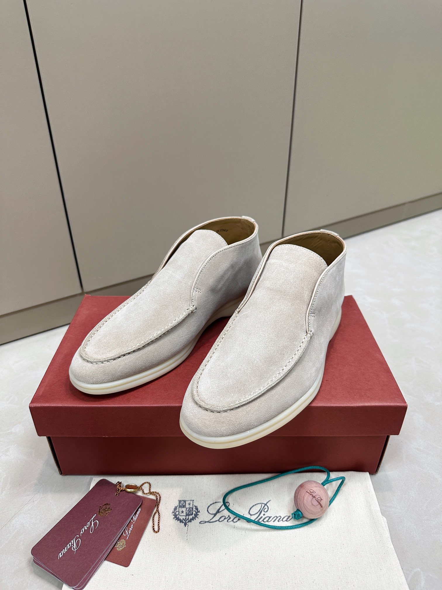 Loro Piana shoes 204 - vstockx
