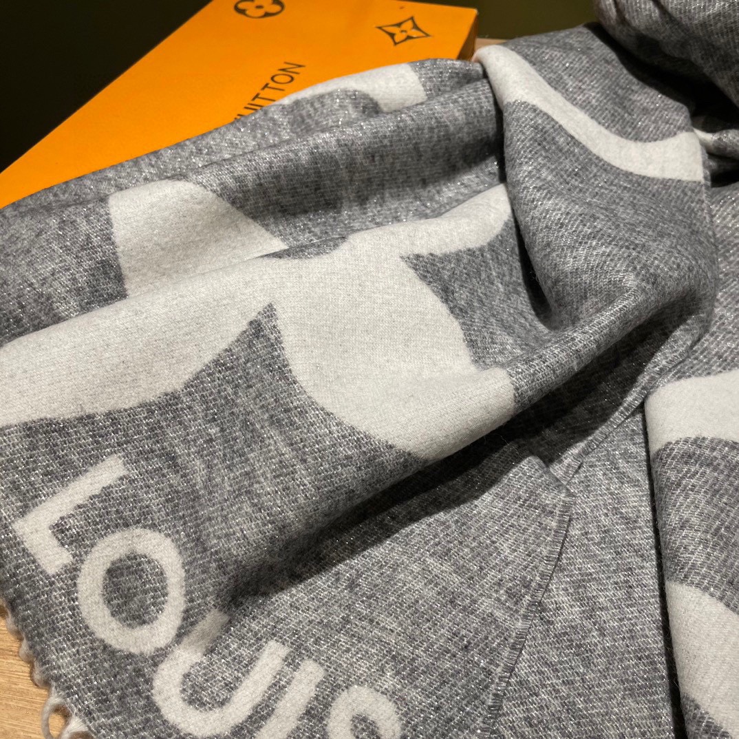 Streetwear Hat LV 329126 - vstockx