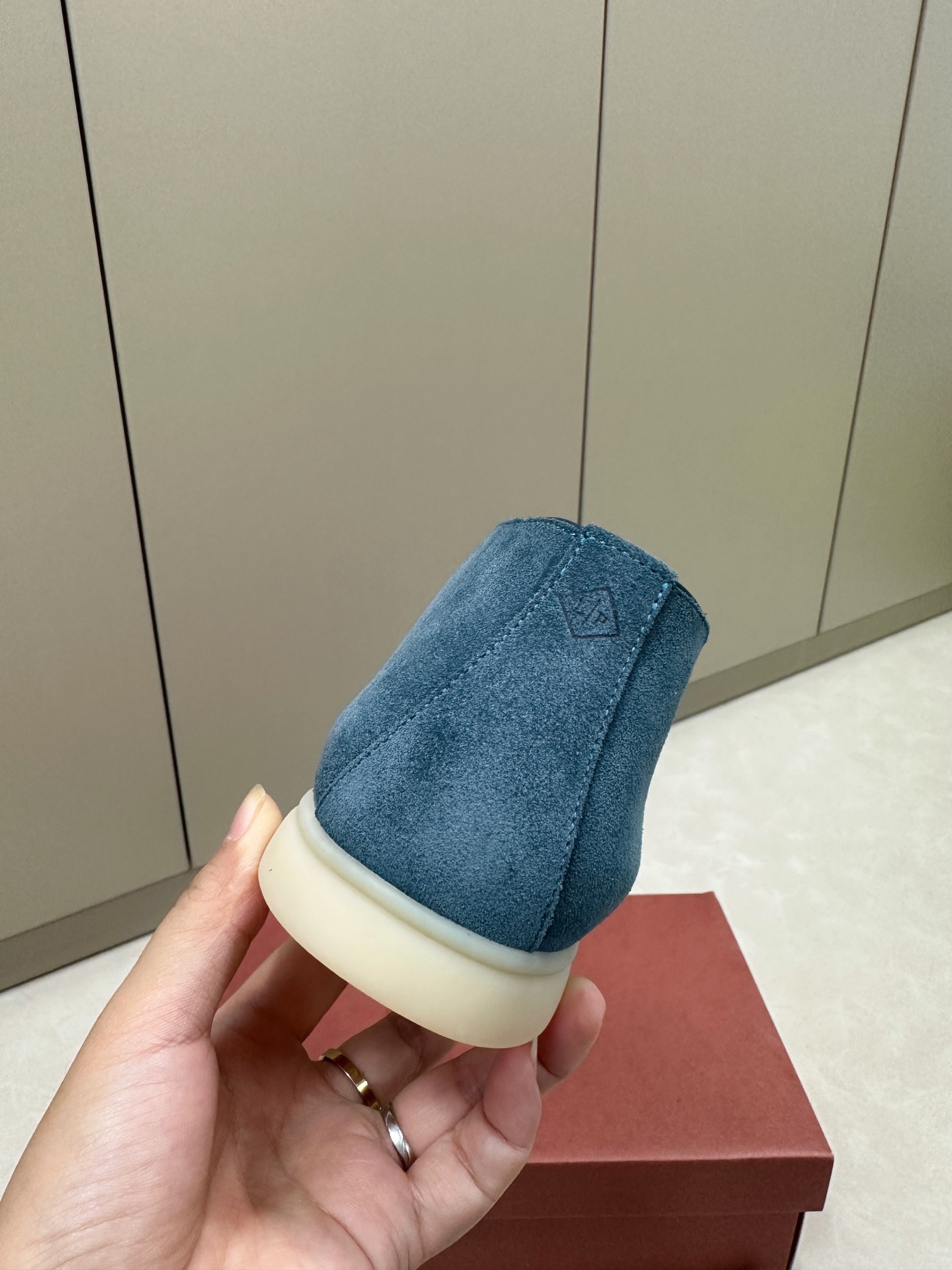 Loro Piana shoes 213 - vstockx