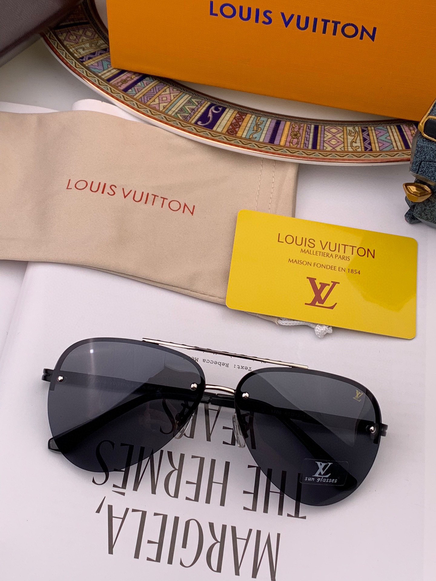 Sunglasses LOUIS VUITTON L09 - vstockx