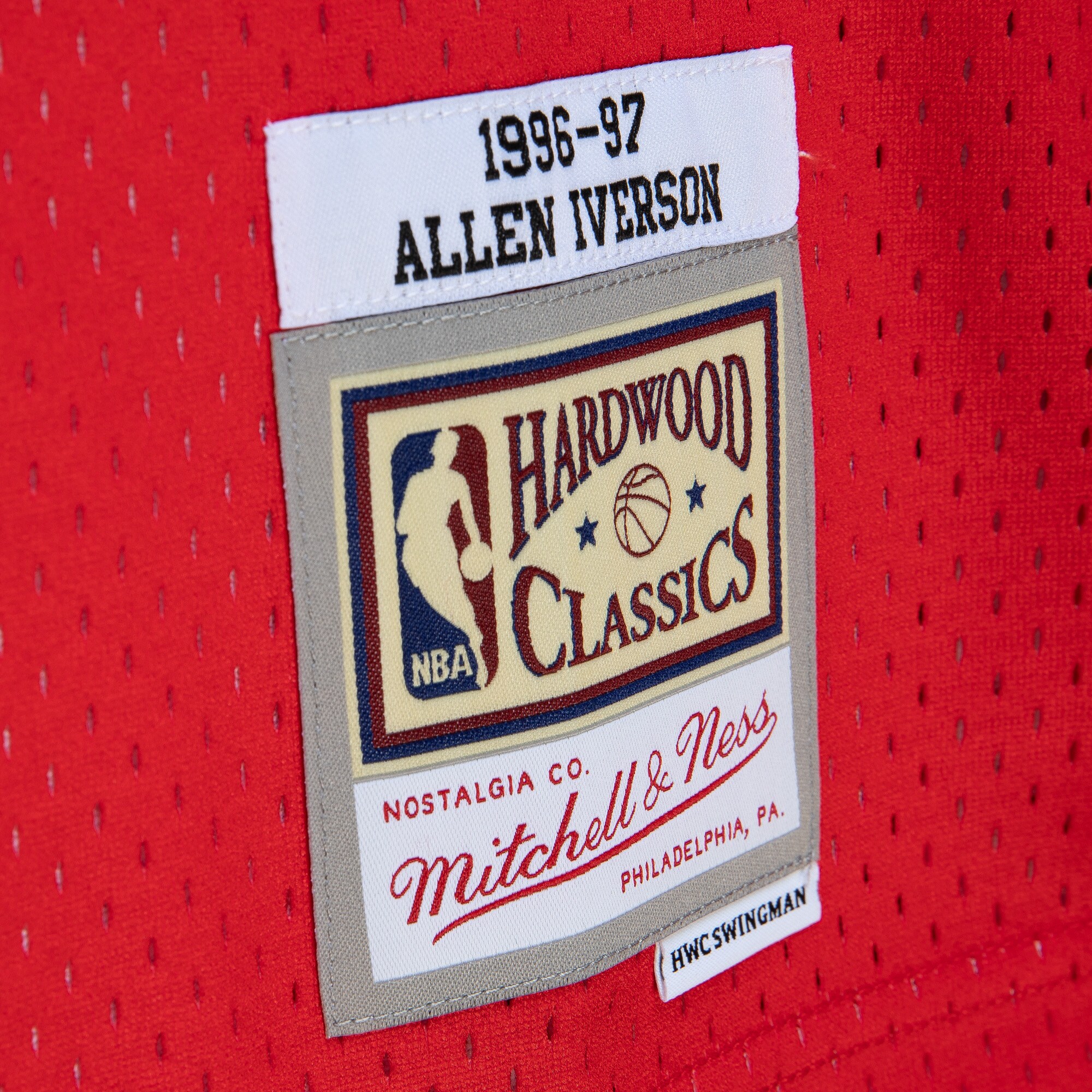 Allen Iverson Philadelphia 76ers Mitchell & Ness 1996/97 Hardwood Classics Fadeaway Swingman Player Jersey - Red/Royal - vstockx