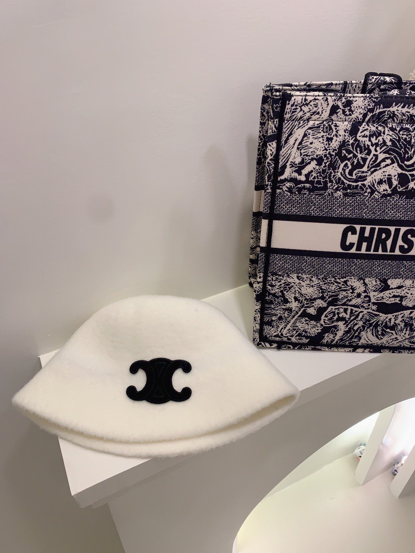 Streetwear Hat Celine 329156 - vstockx