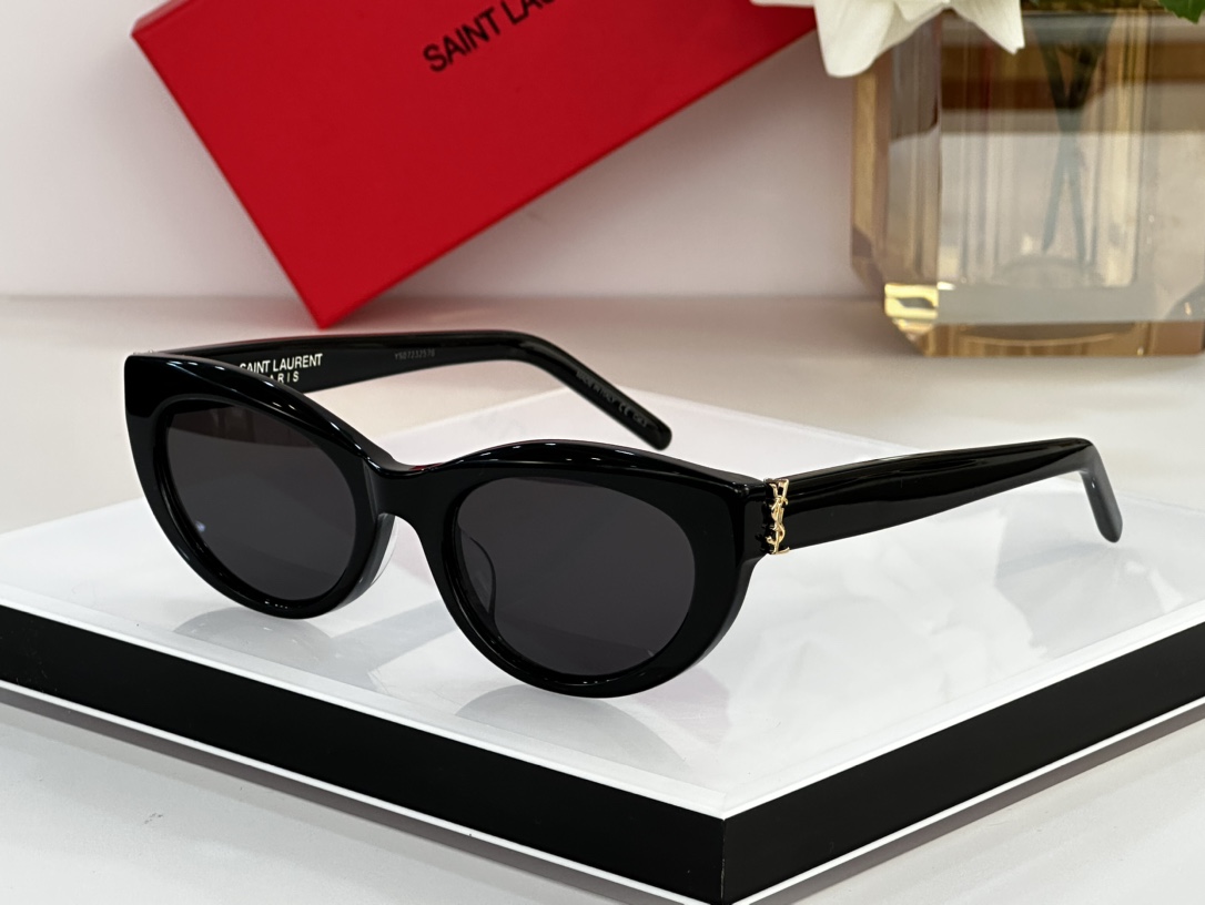 Sunglasses Saint Laurent SLM115 - vstockx