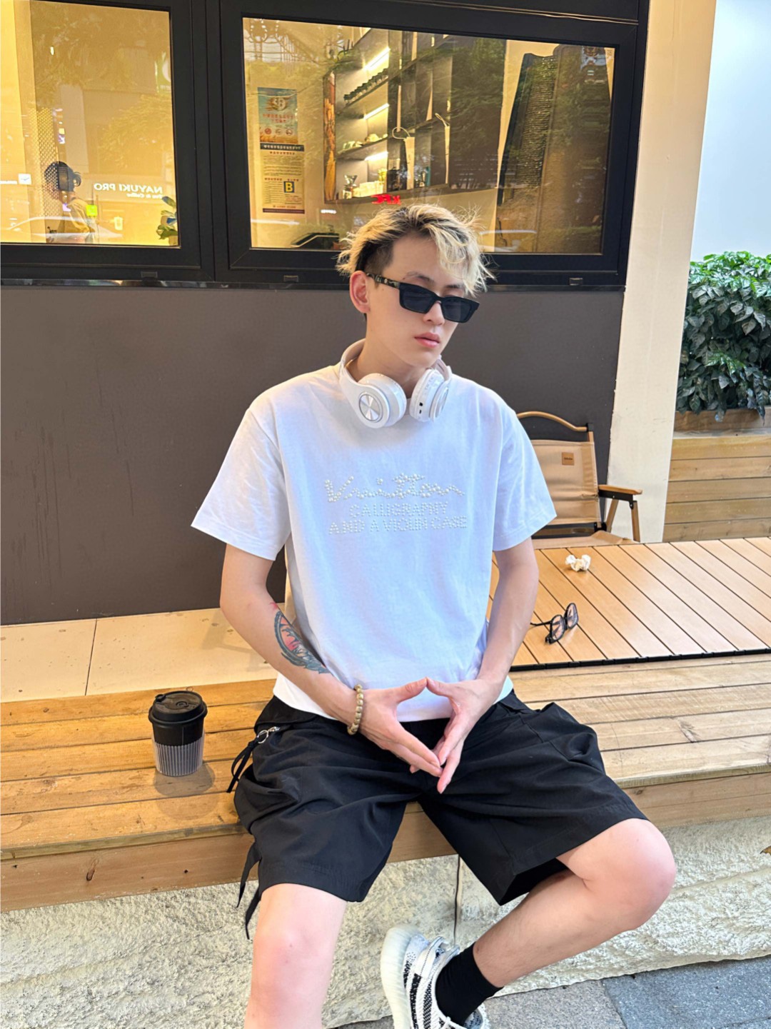 Clothes Louis Vuitton 480 - vstockx