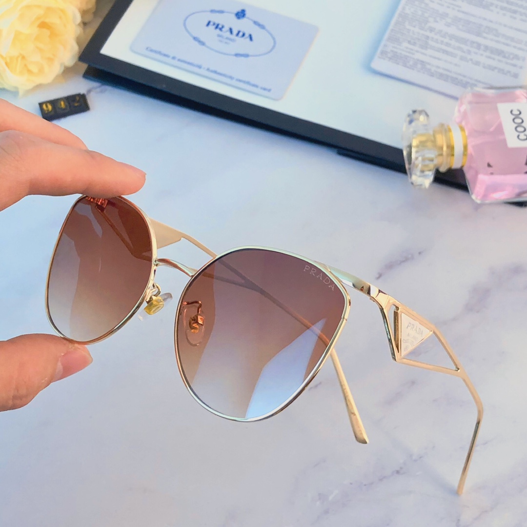 Sunglasses Prada 1 - vstockx