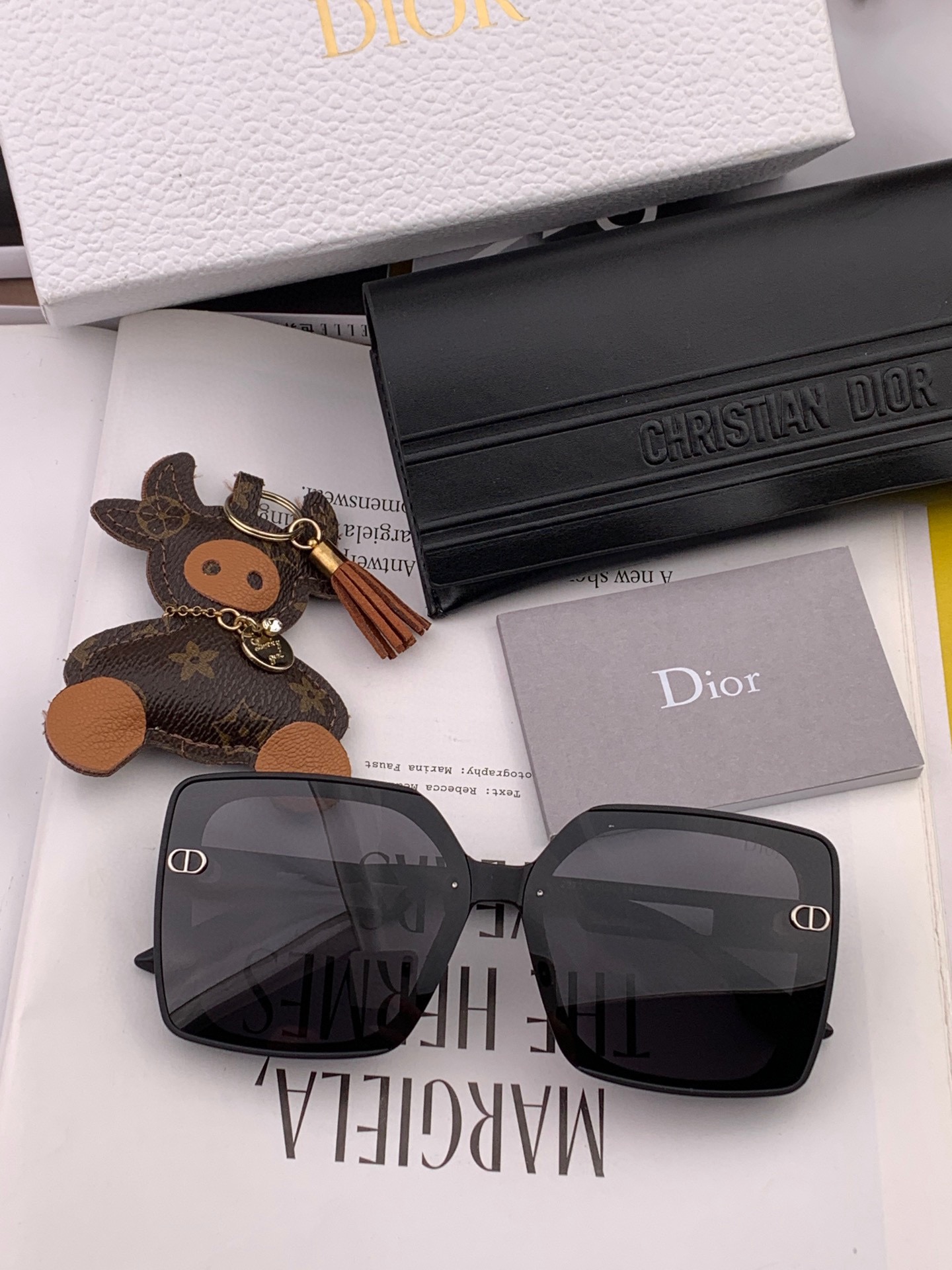 sunglasses Dior CD3227 - vstockx