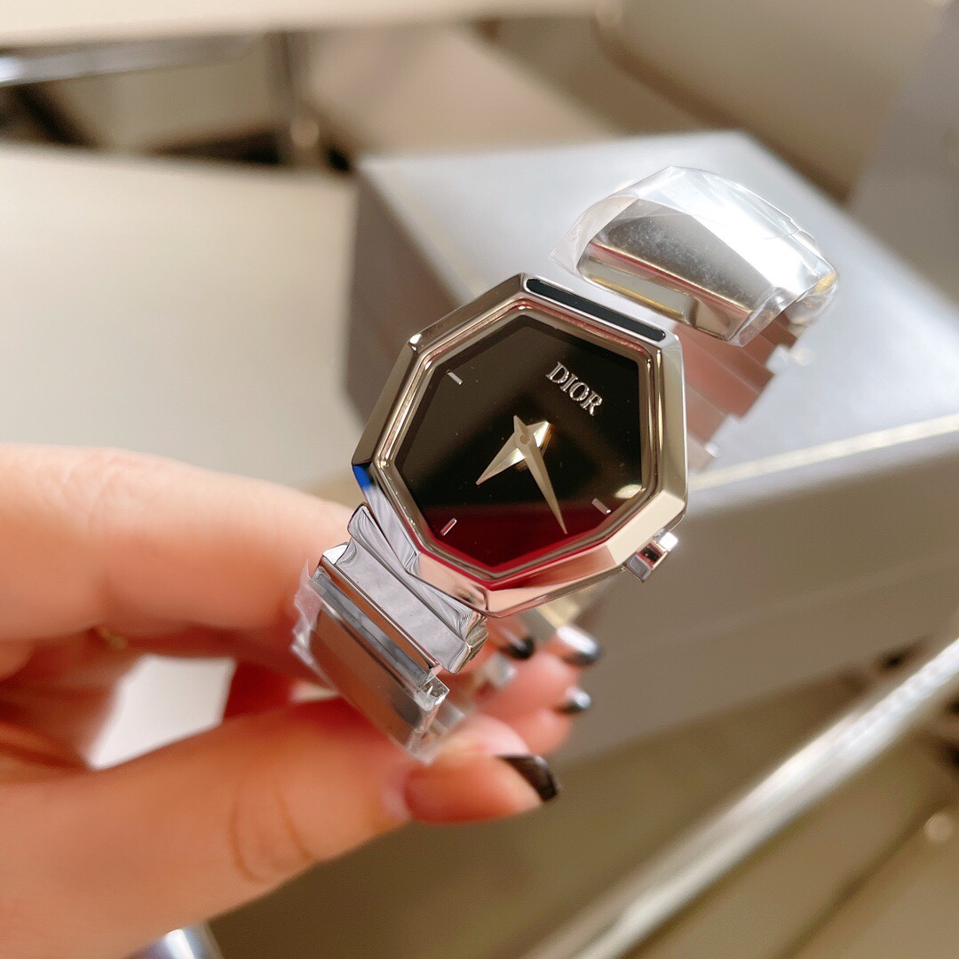 Watches Dior 323398 size:33 mm - vstockx