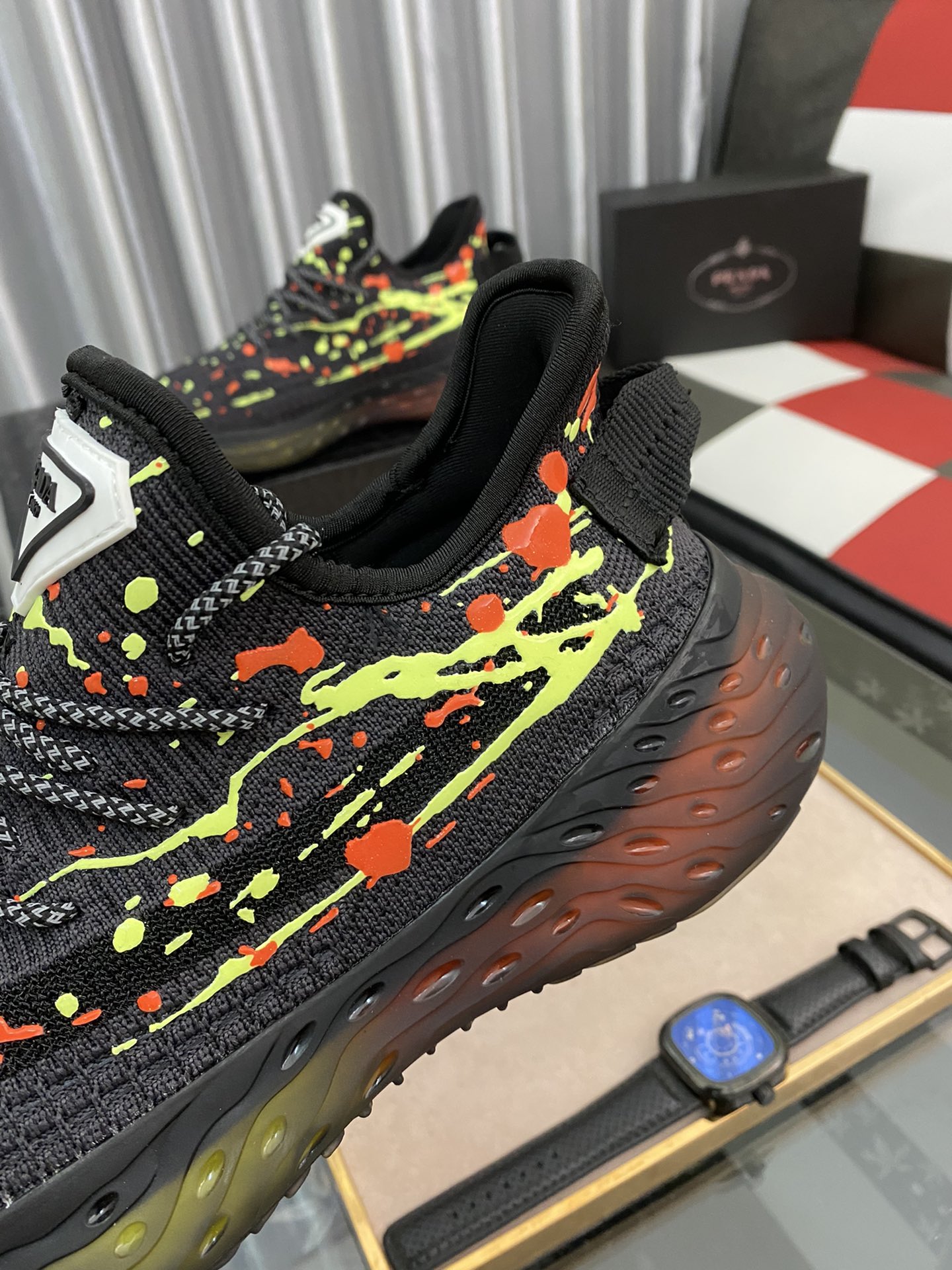 Prada Low Top sneaker 15 - vstockx