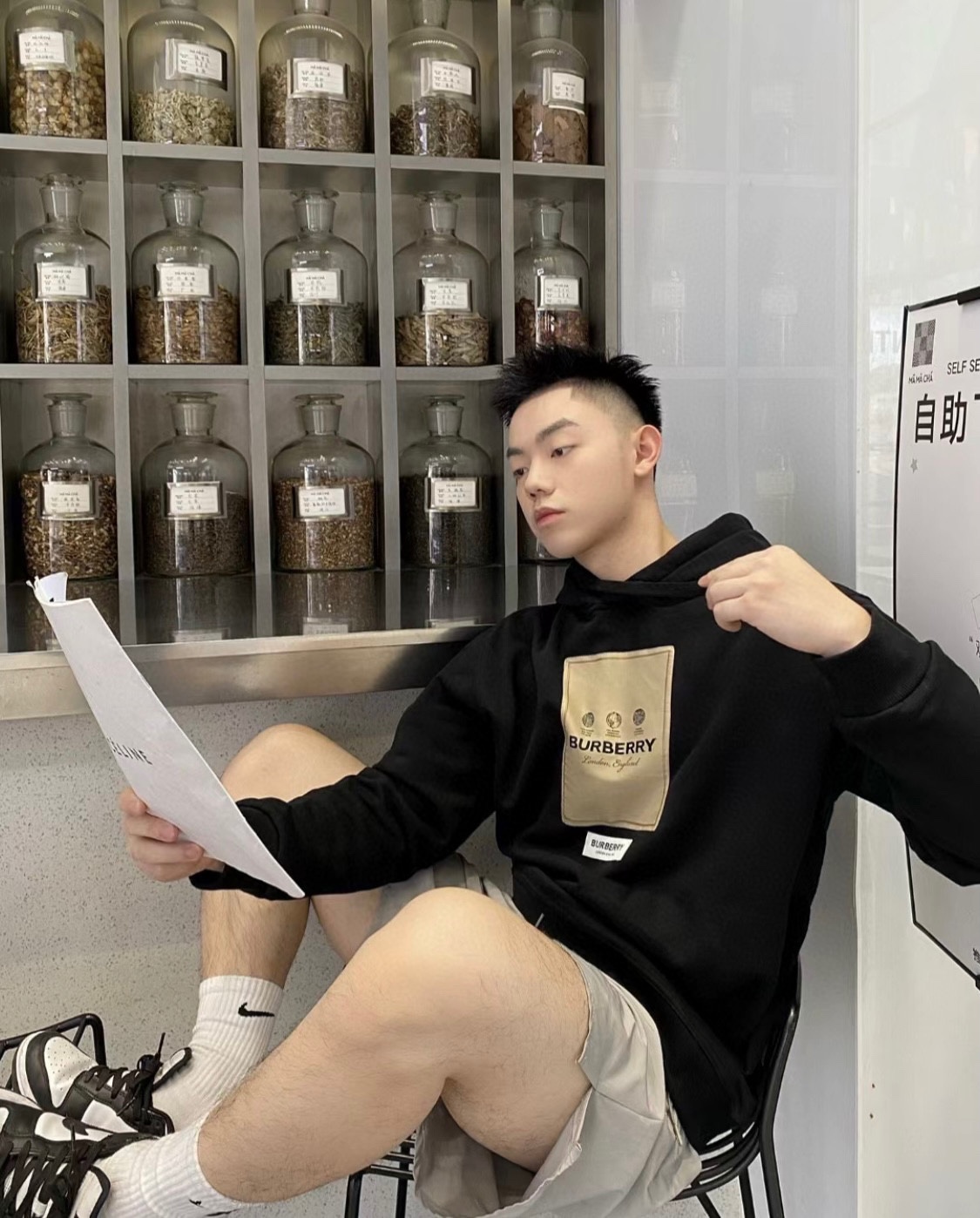 Clothes Burberry 813 - vstockx