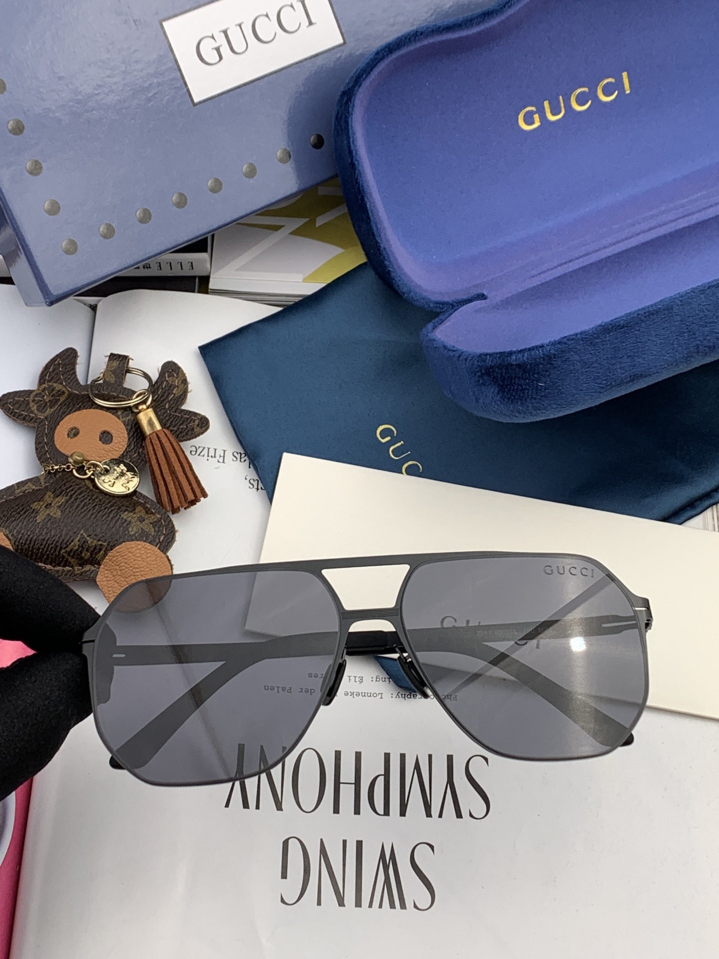 Sunglasses Gucci G1731 - vstockx