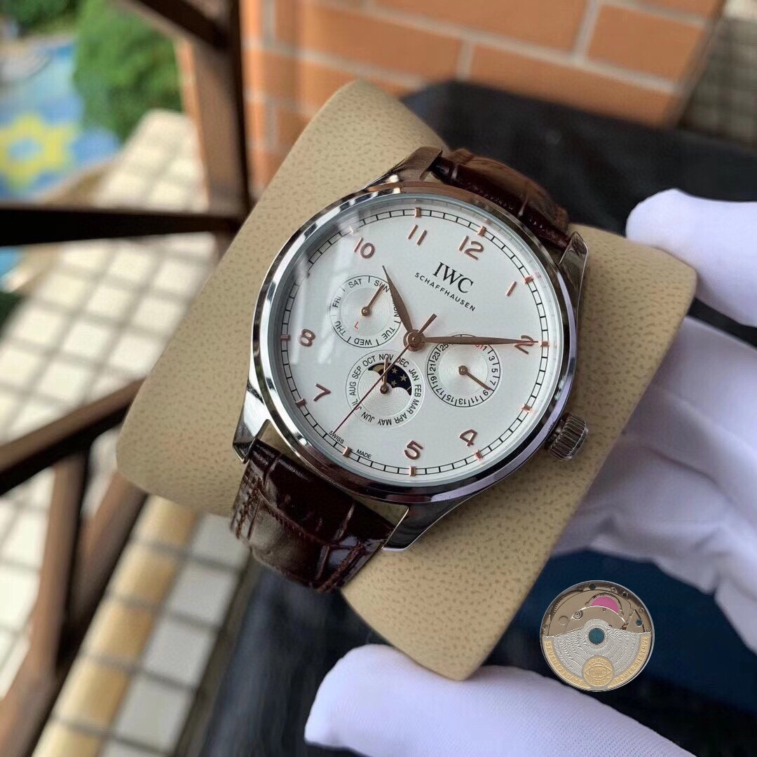 Watches IWS 323056 size:43 mm - vstockx