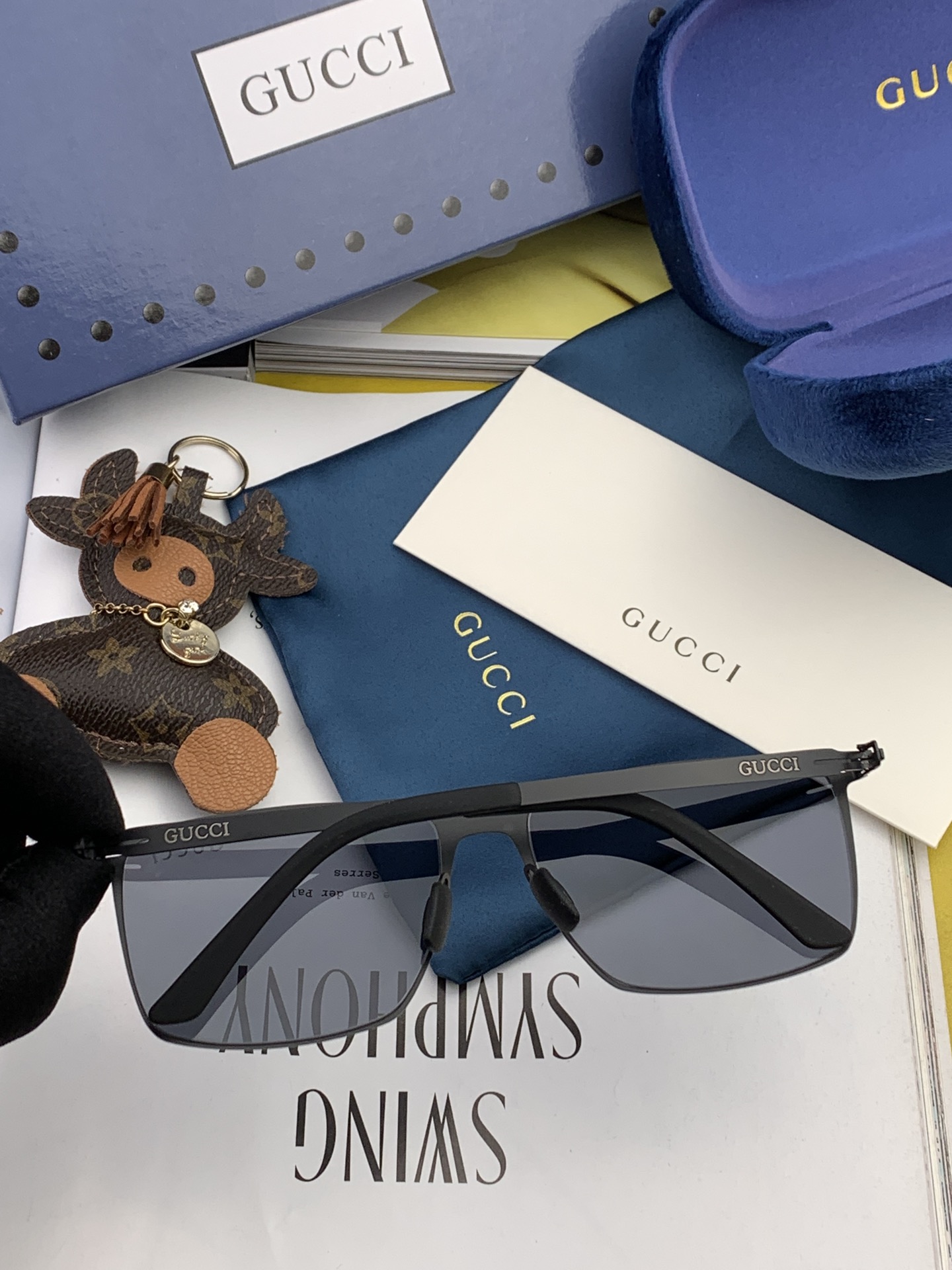 Sunglasses Gucci G0731 - vstockx