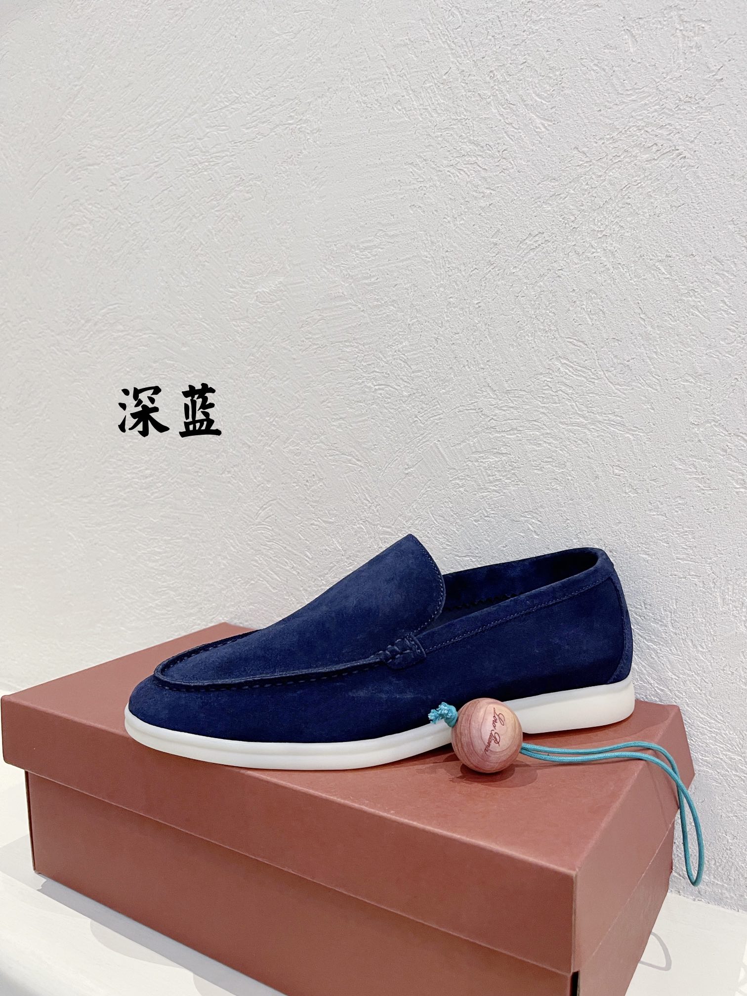 Loro Piana shoes 200 - vstockx