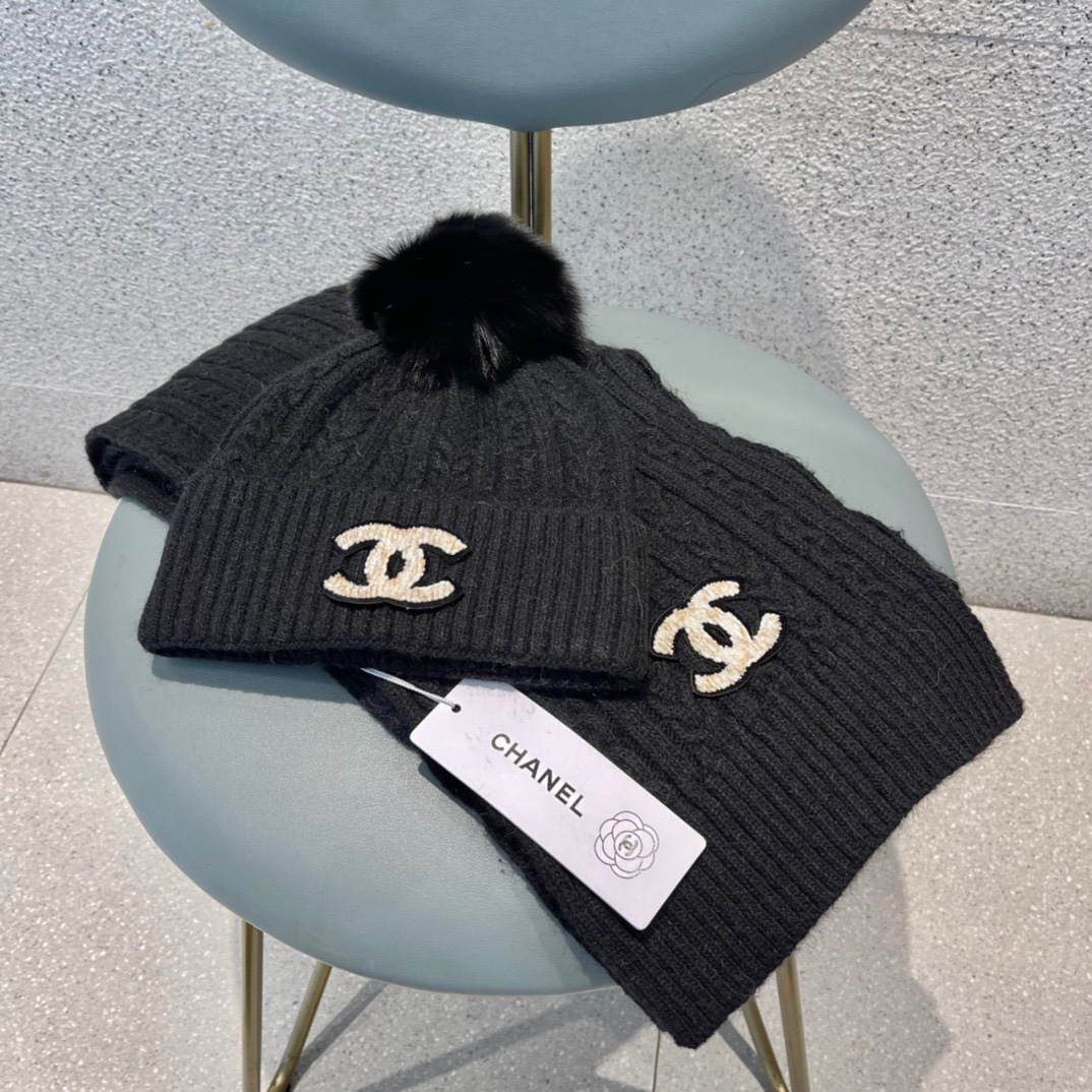 Hat & Scarf Chanel 5 - vstockx