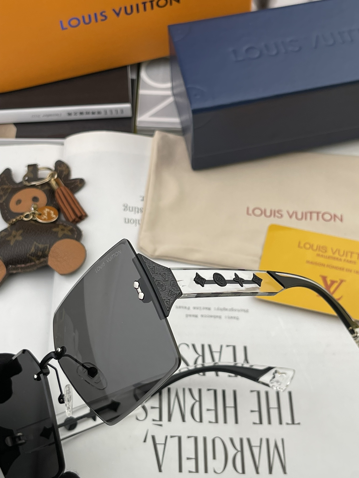 Sunglasses Louis Vuitton L5798 - vstockx