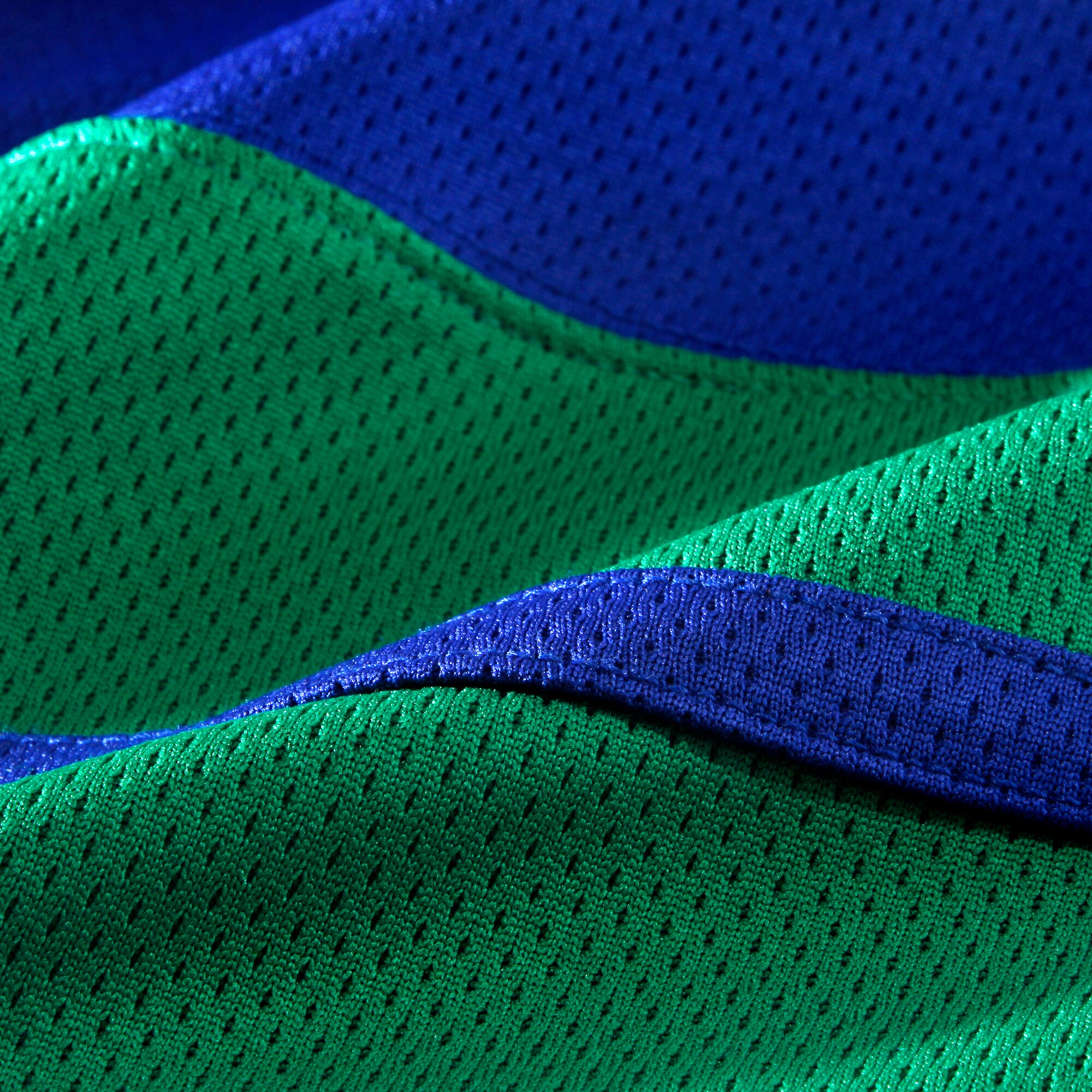 Elias Pettersson Vancouver Canucks Fanatics Branded Women's 2019/20 Alternate Premier Breakaway Player Jersey - Royal - vstockx