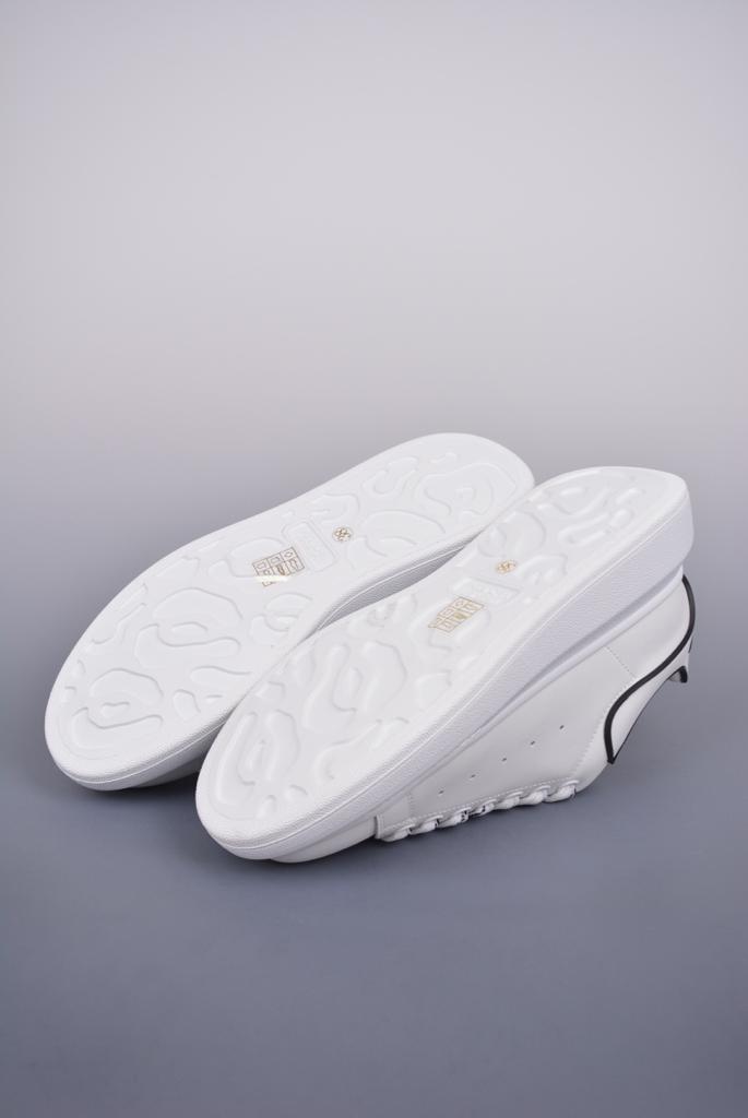 Alexander McQueen Oversized White Black Trim - vstockx
