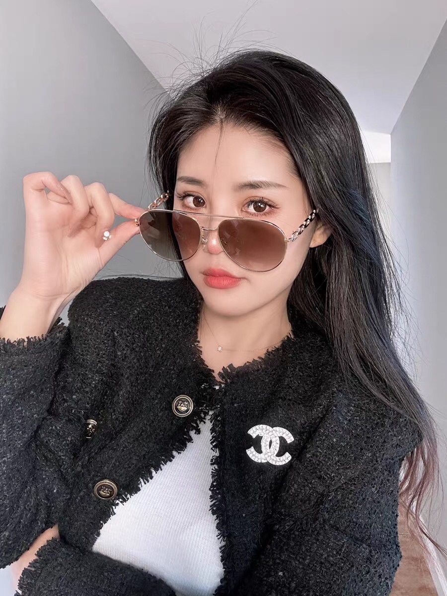 Sunglasses Louis Vuitton 2023 - vstockx