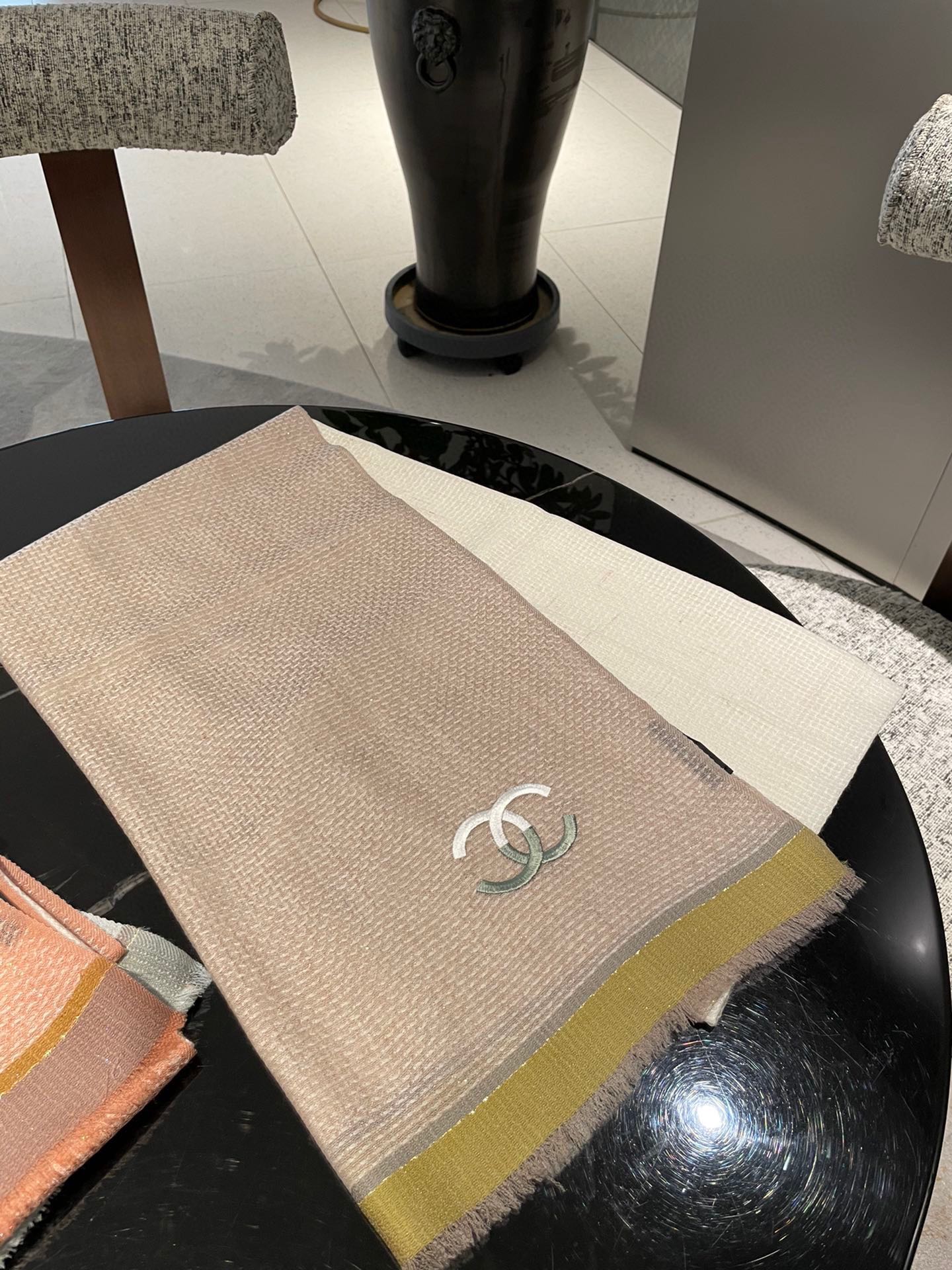 Streetwear Scarf CHANEL 328932 SIZE:90*200cm - vstockx