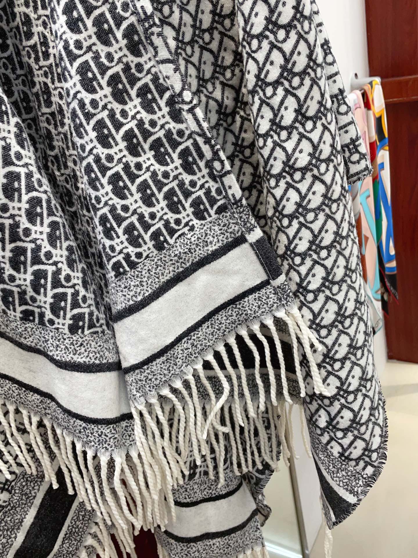 Streetwear Scarf Dior 328809 size:140*140cm - vstockx