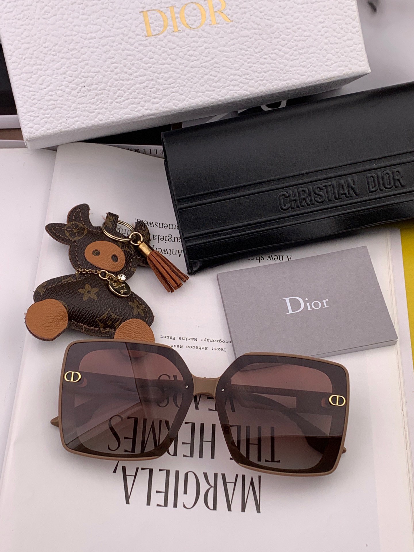 sunglasses Dior CD3227 - vstockx