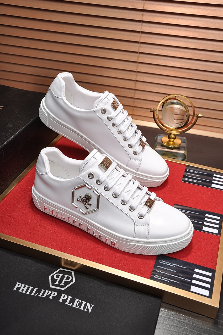 Philipp Plein Low Top Sneakers 36 - vstockx