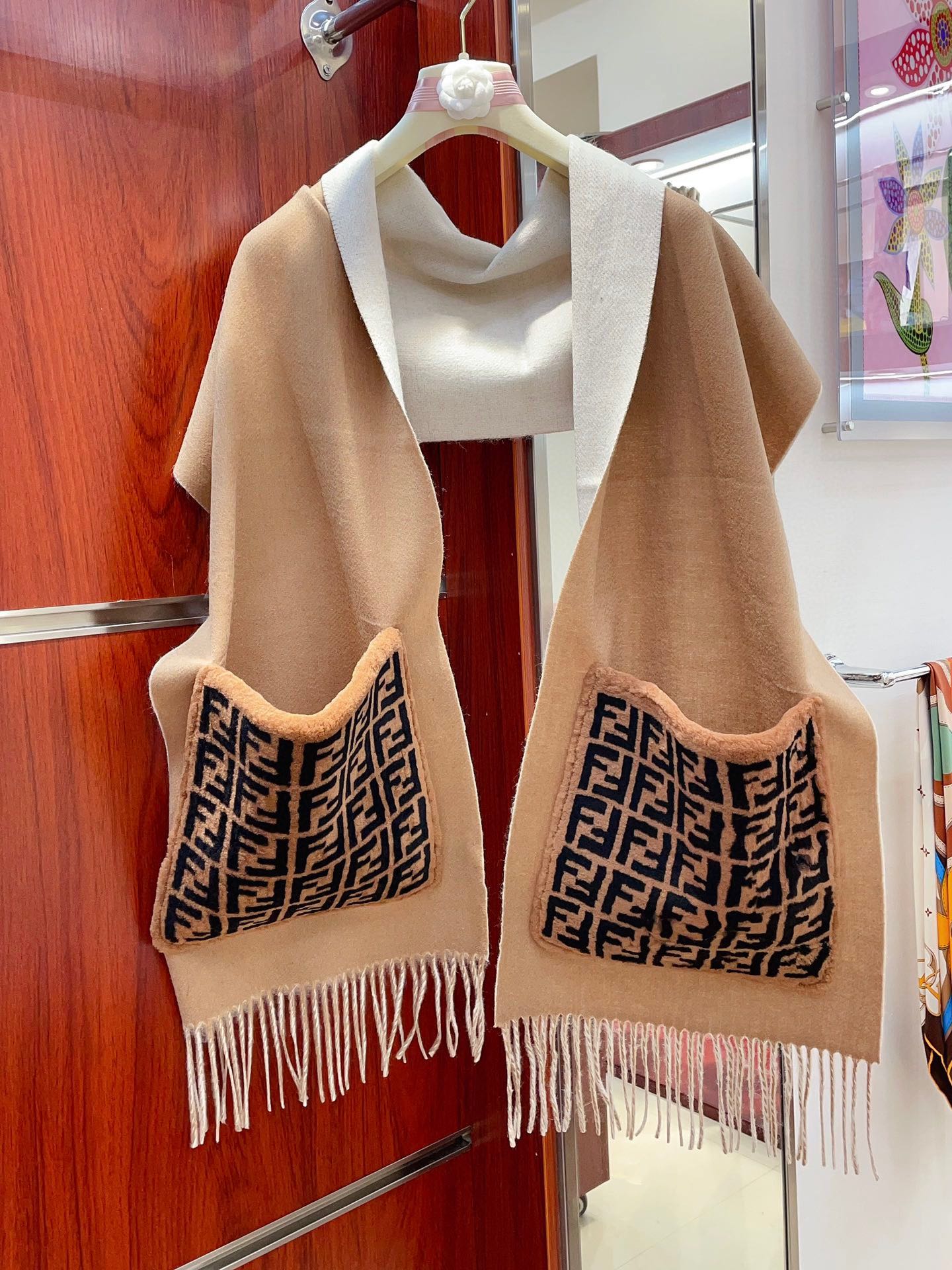 Streetwear Scarf FENDI 328835 size:38cm*210cm - vstockx