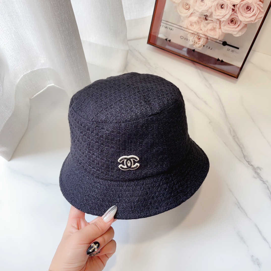 Streetwear Hat Chanel 329365 - vstockx