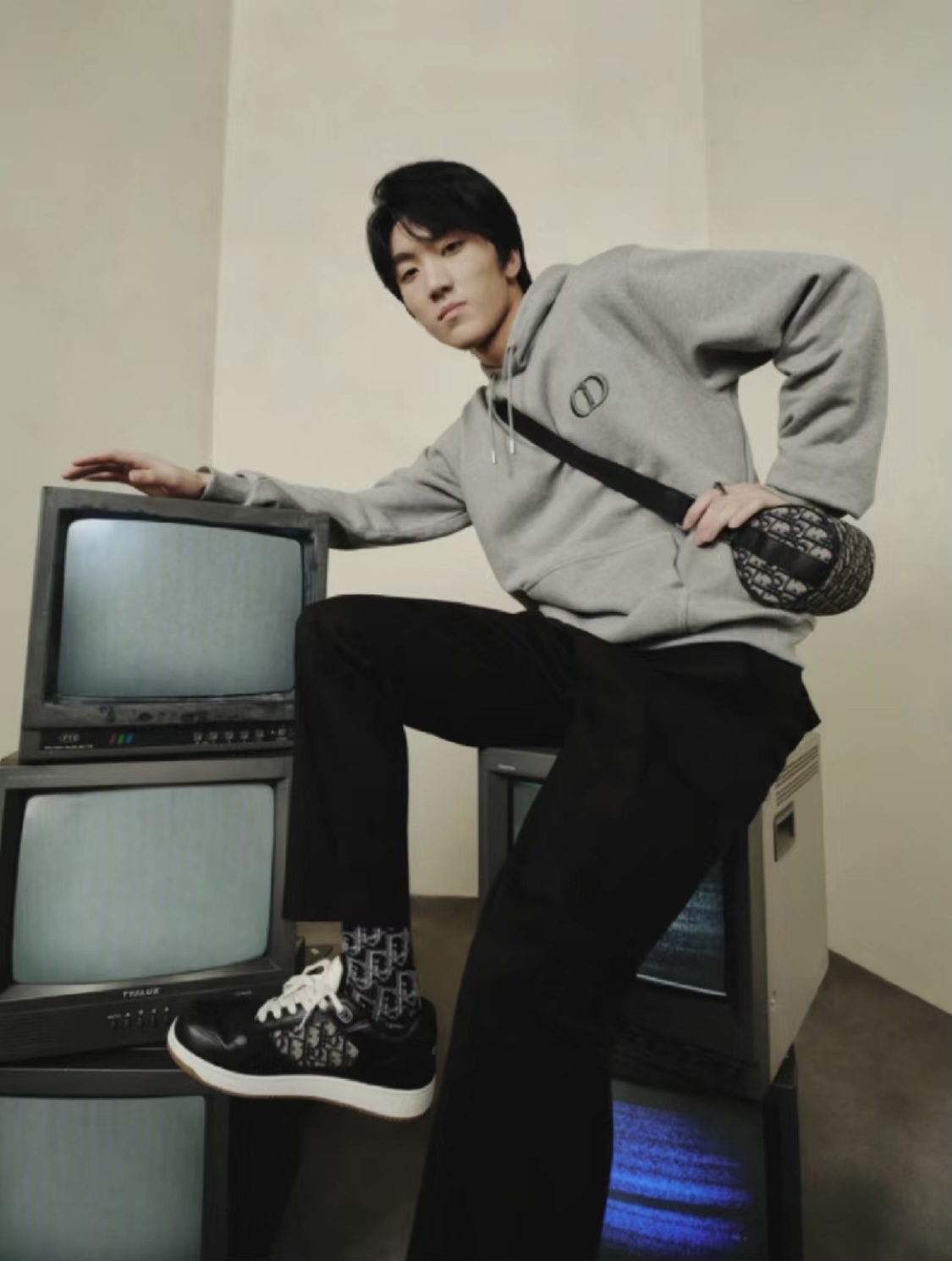 Clothes DIOR 617 - vstockx