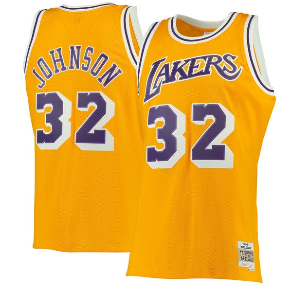 Men's Los Angeles Lakers Magic Johnson Mitchell & Ness Gold 1984-85 Hardwood Classics Swingman Jersey - vstockx