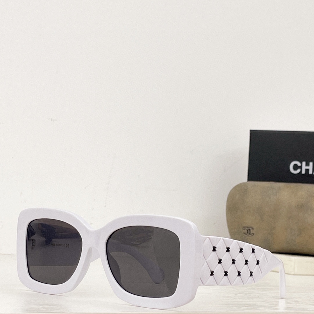 Sunglasses Chanel CH5483 Size:55 18 145 - vstockx