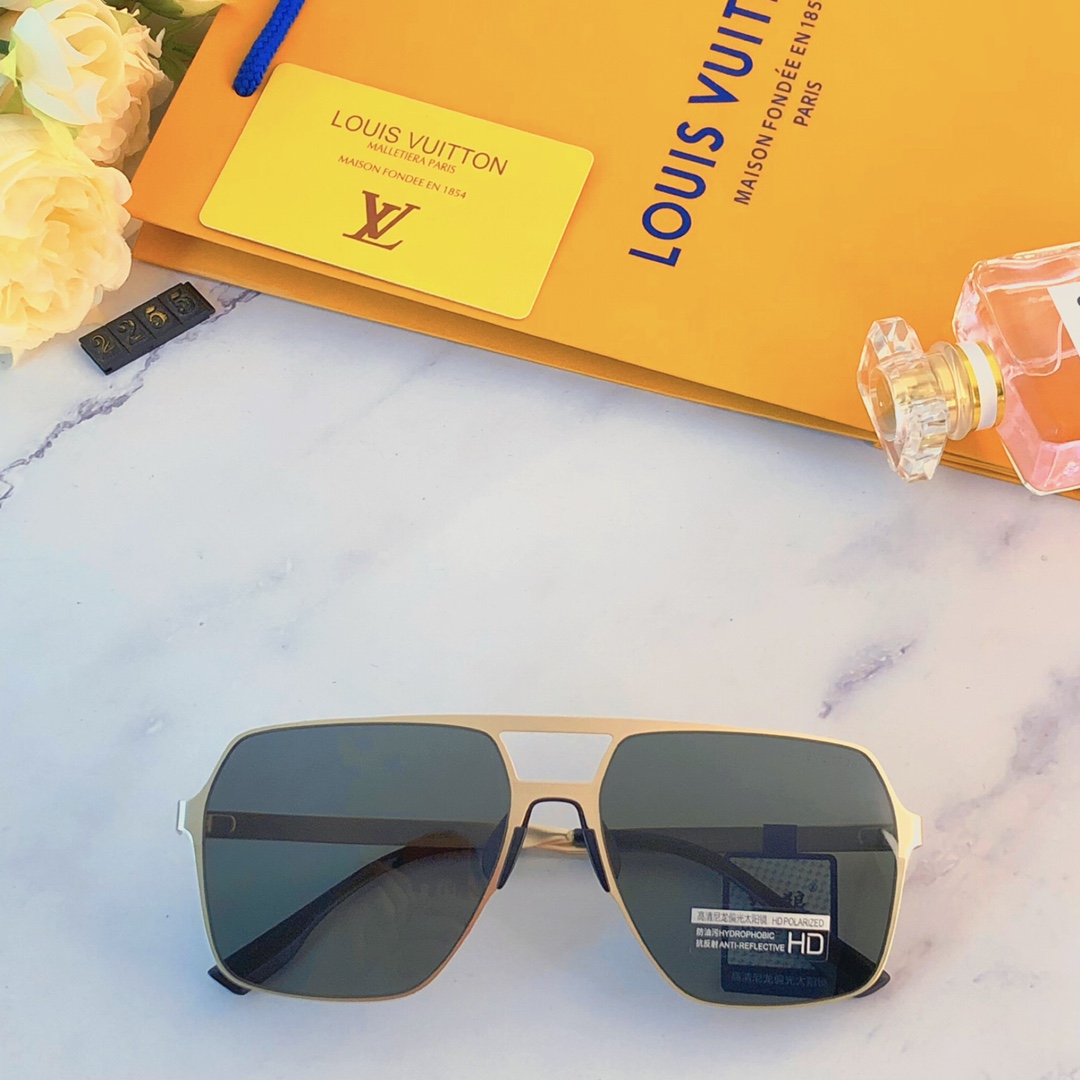 Sunglasses Louis Vuitton LV2255 - vstockx