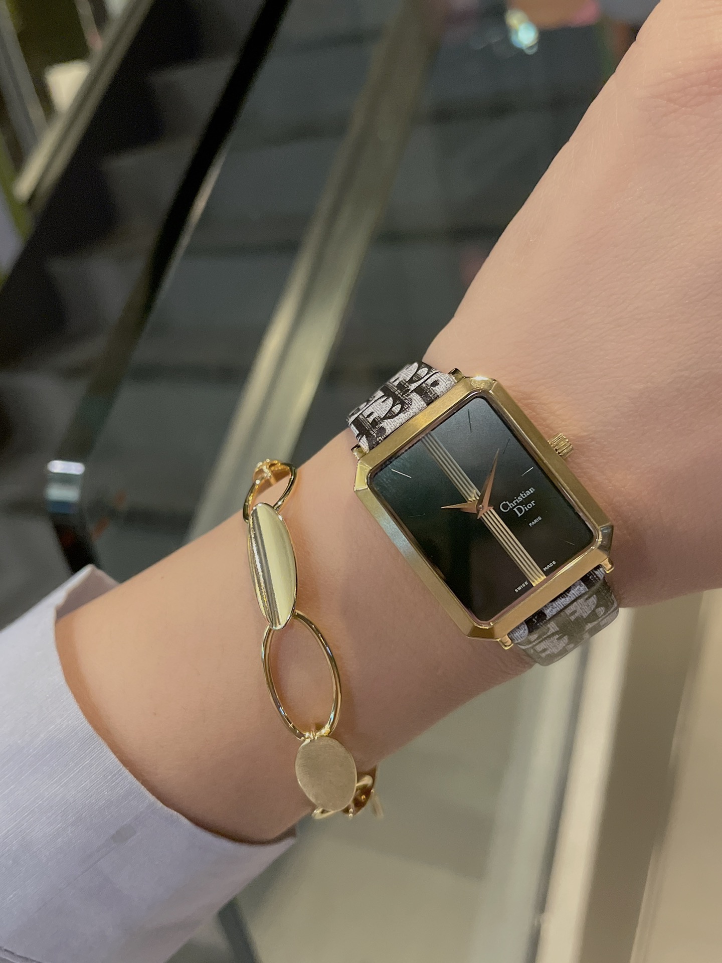 Watches Dior 323377 size:26*32 mm - vstockx