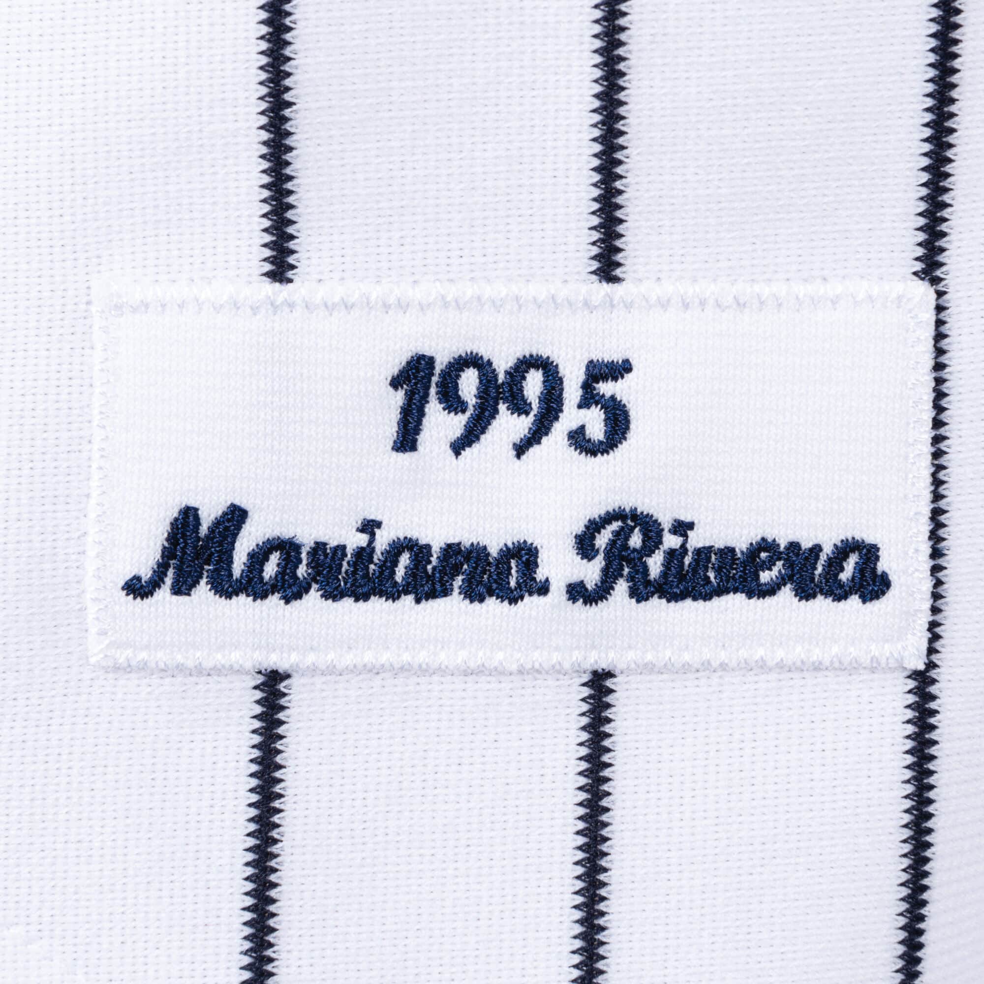 Authentic Jersey New York Yankees Home 1995 Mariano Rivera - vstockx
