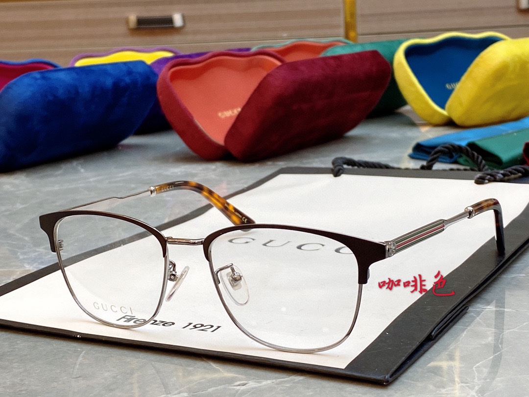 Sunglasses Gucci GG0609OK size:52��18-145 - vstockx