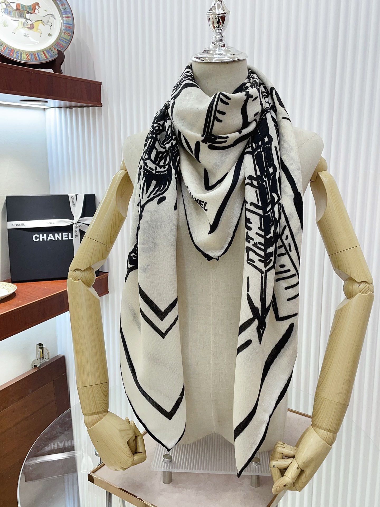 Streetwear Scarf CHANEL 328858 SIZE:140*140cm - vstockx