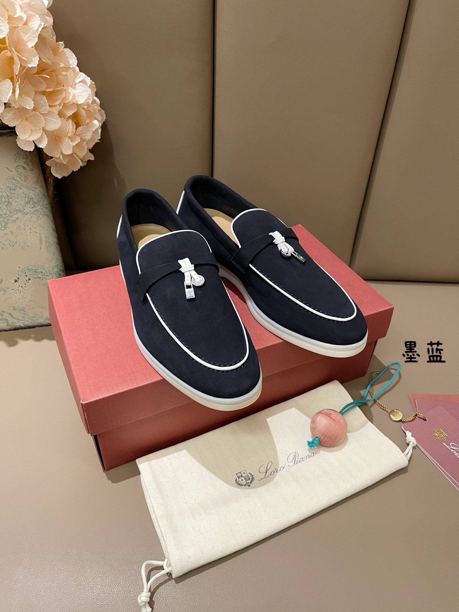 Loro Piana shoes 175 - vstockx