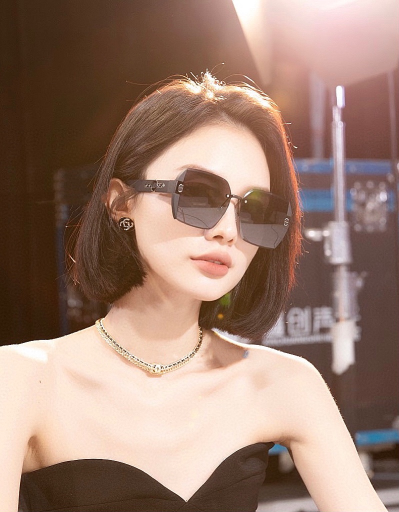 sunglasses Dior D3291 - vstockx