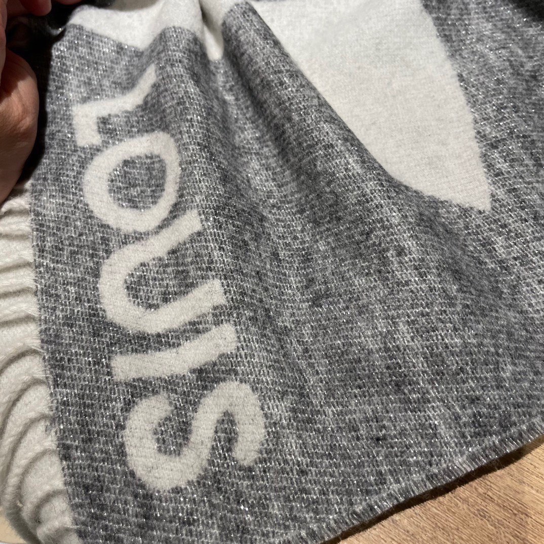 Streetwear Hat LV 329126 - vstockx