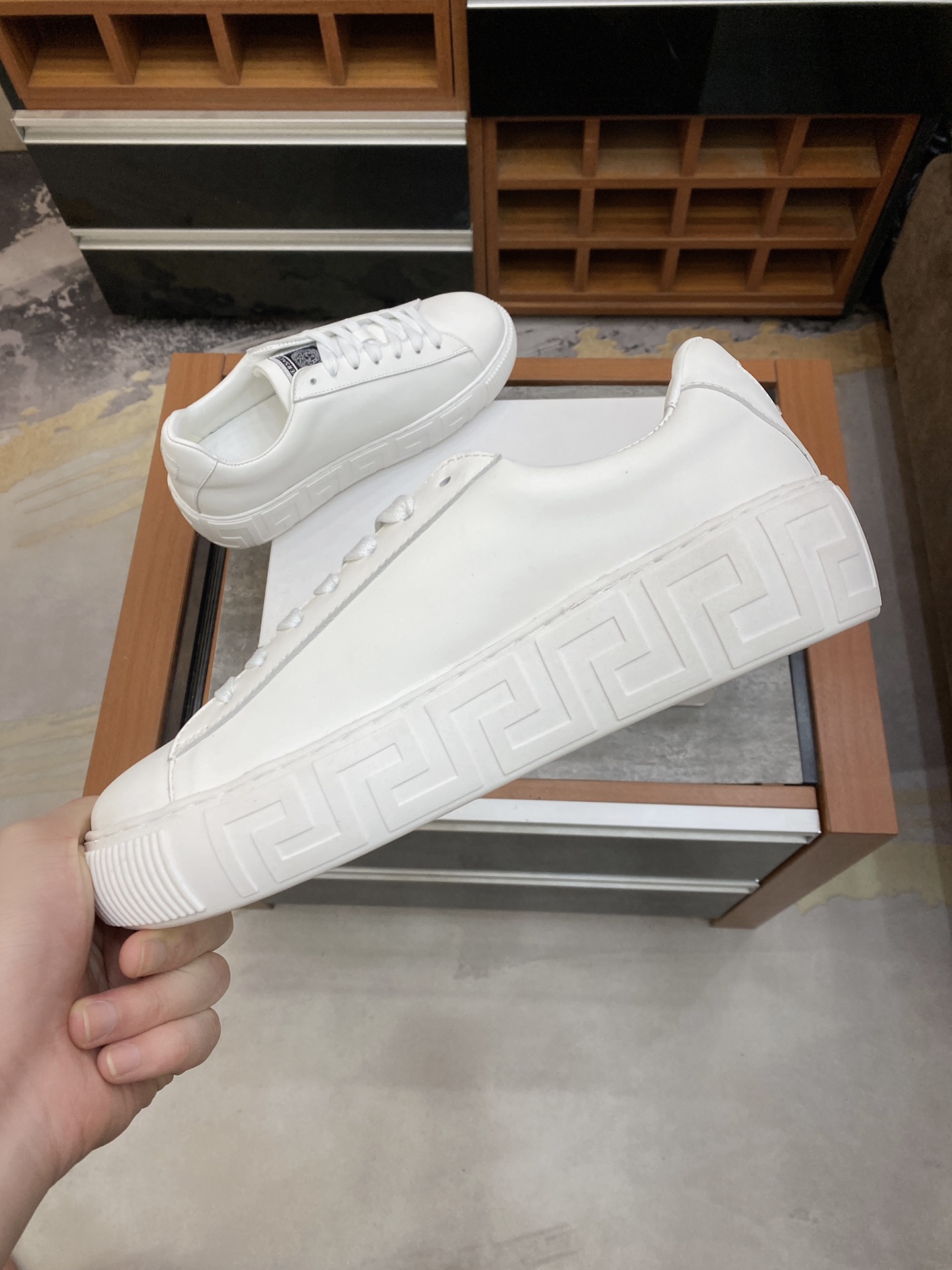 Versace Greca Sneaker 24 - vstockx