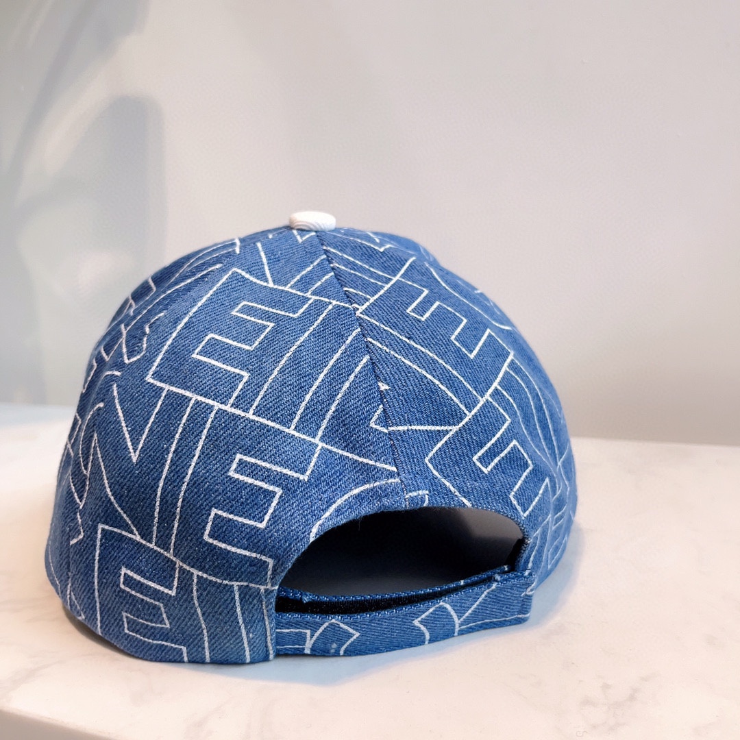 Streetwear Hat Celine 328899 - vstockx