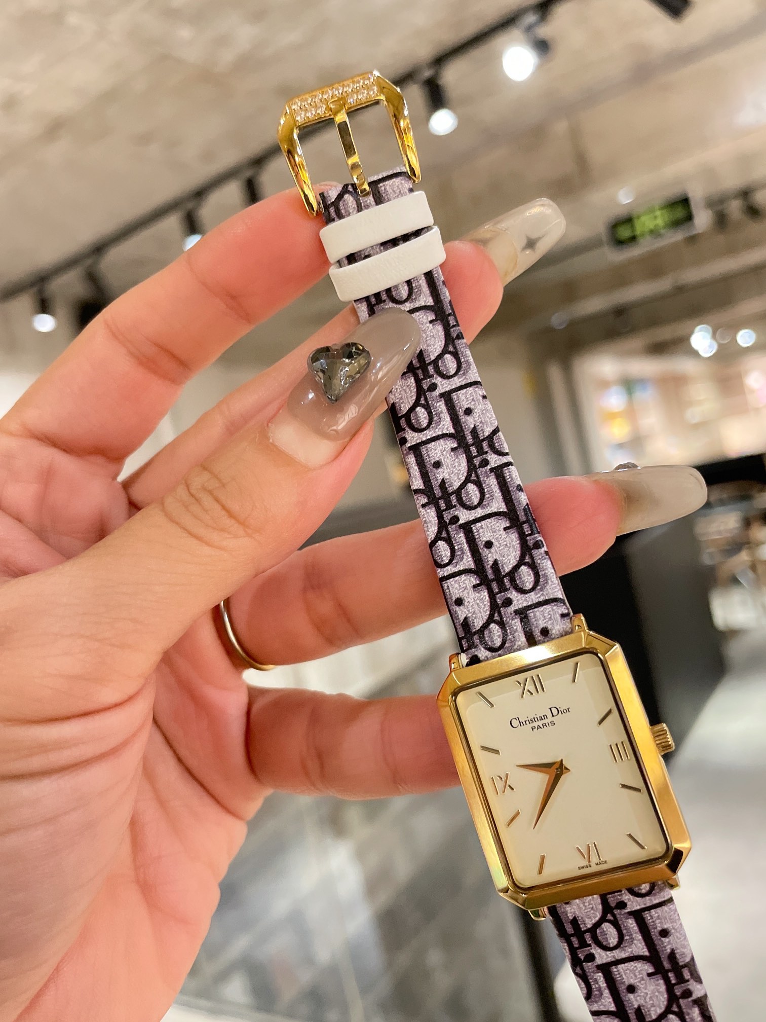 Watches Dior 323442 size:26*32 mm - vstockx