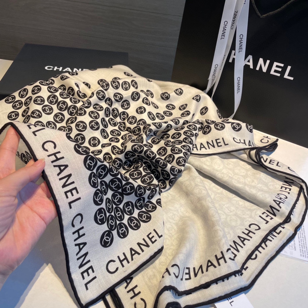 Streetwear Scarf CHANEL 329011 SIZE:140*140cm - vstockx