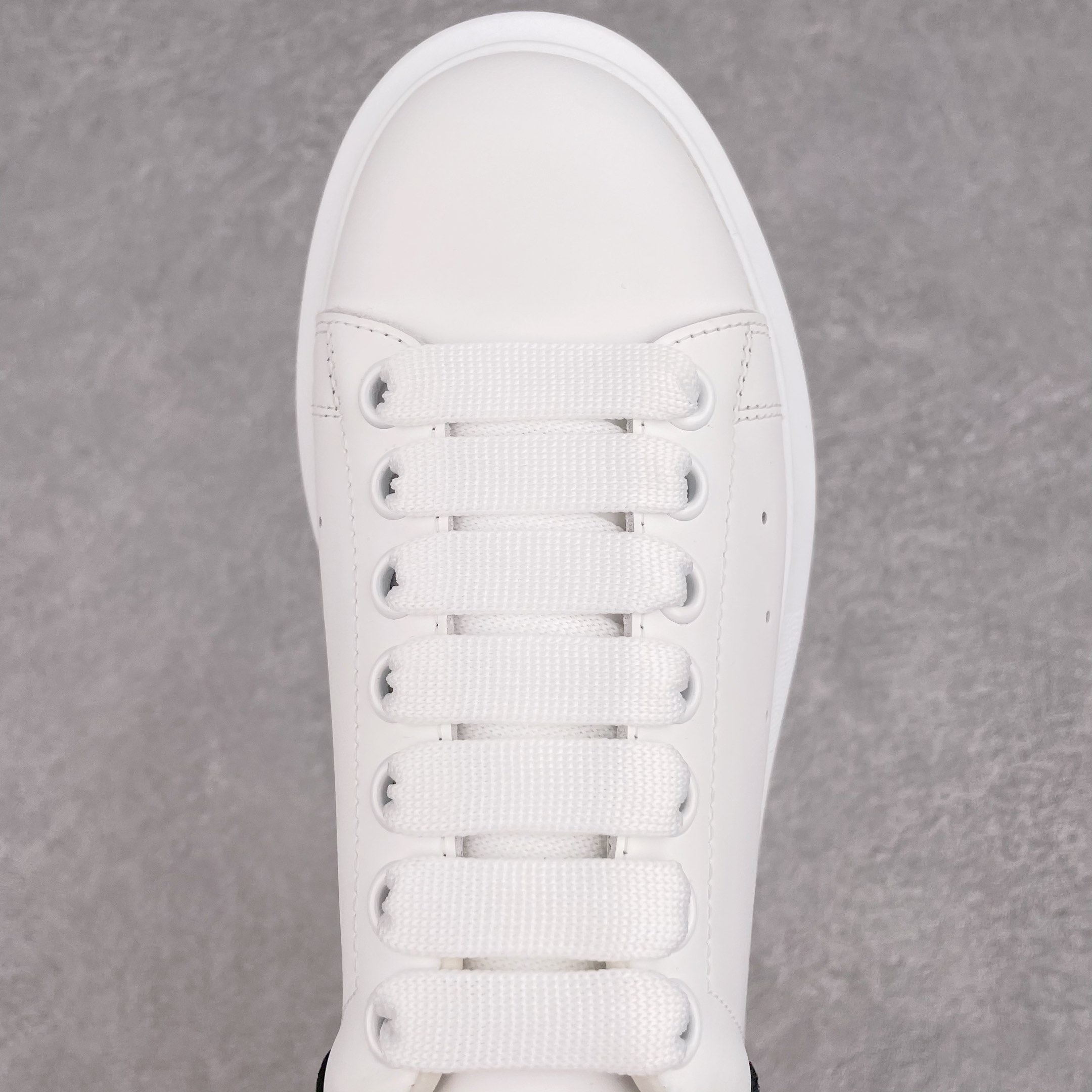 Alexander McQueen Oversized Ivory Black Suede (W) - vstockx