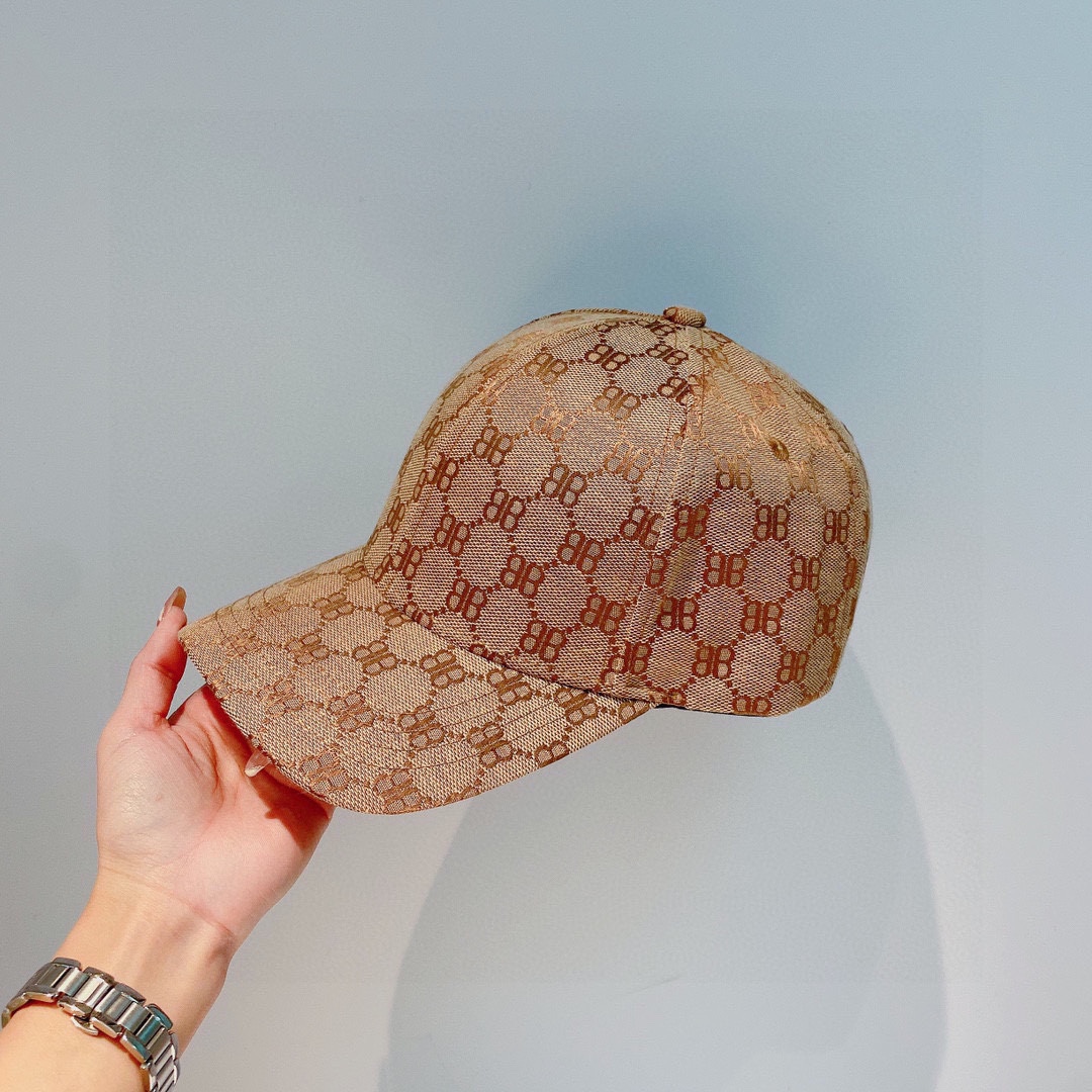 Hat Balenciaga 1 - vstockx