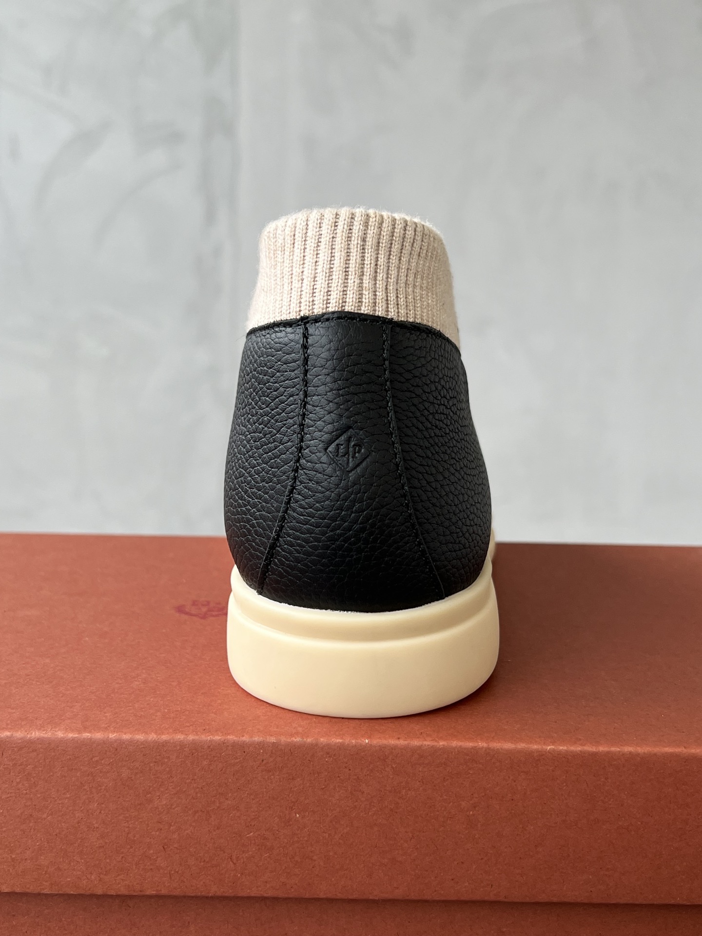 Loro Piana shoes 237 - vstockx
