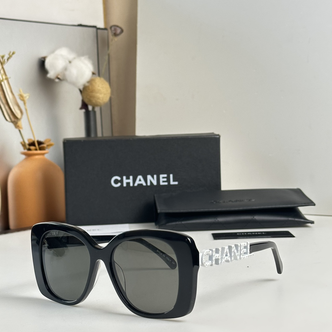 Sunglasses Chanel CH5422B - vstockx
