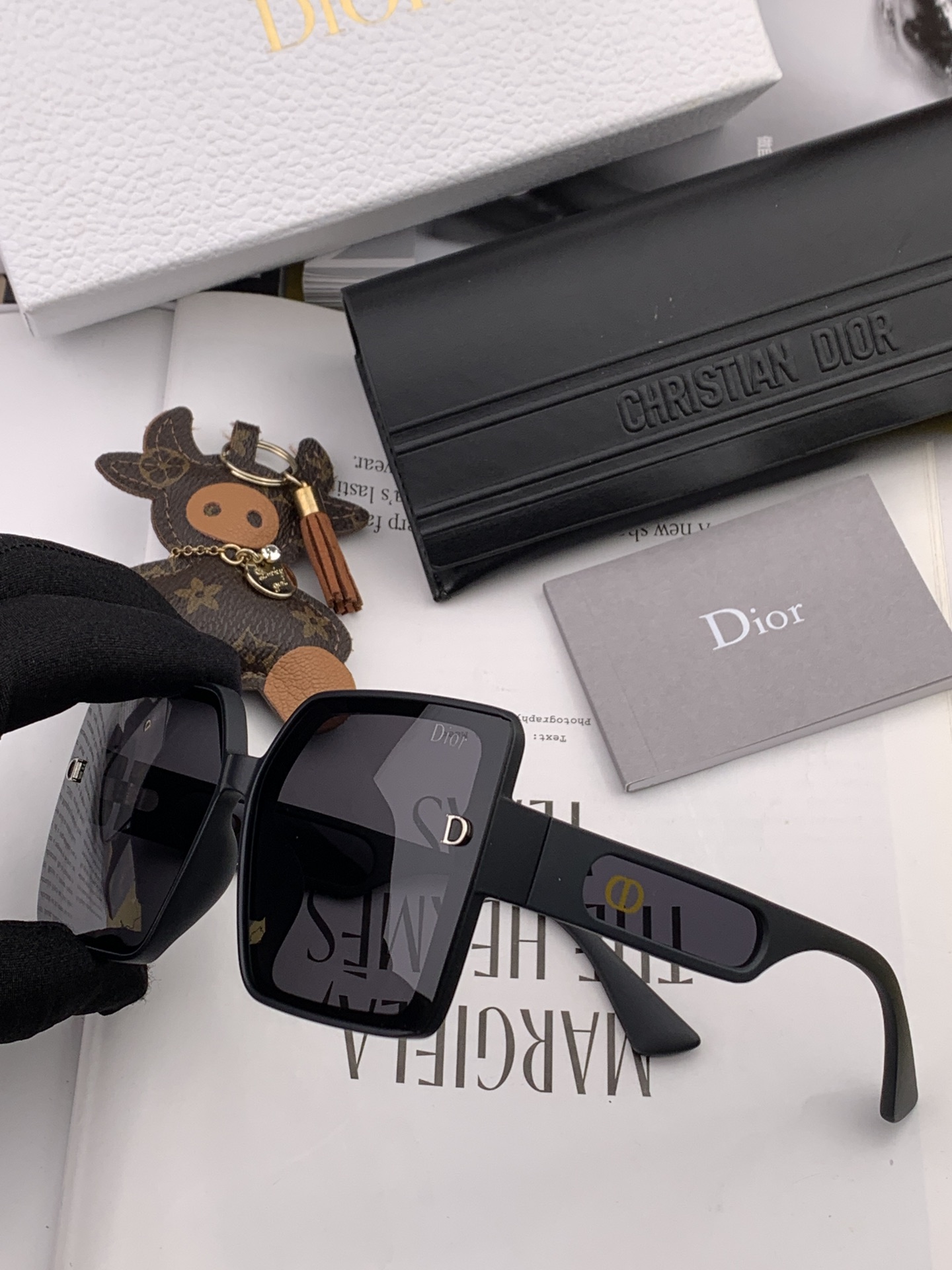 Sunglasses DIOR D0292 - vstockx